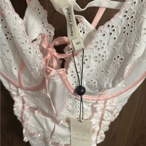 for love and lemons swirl eyelet body suit 38C - Picture 4 of 5